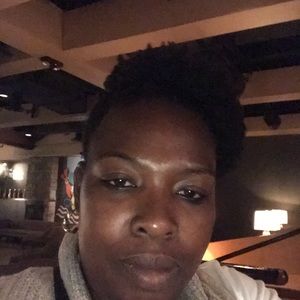 Meet your Posher, Sherelle